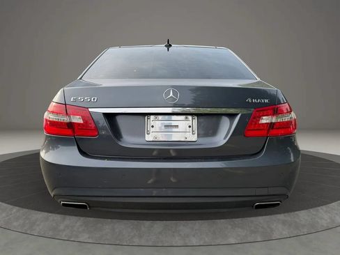Used 2011 Mercedes-Benz E 550 4MATIC Sedan image 6