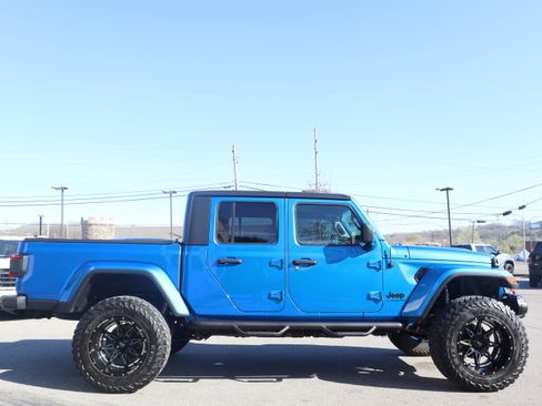 Used 2021 Jeep Gladiator Sport image 6