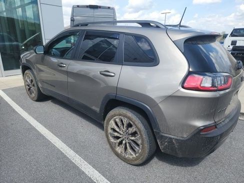 Used 2021 Jeep Cherokee Latitude Lux 80th Anniv w/ Quick Order Package 26U 80TH image 6