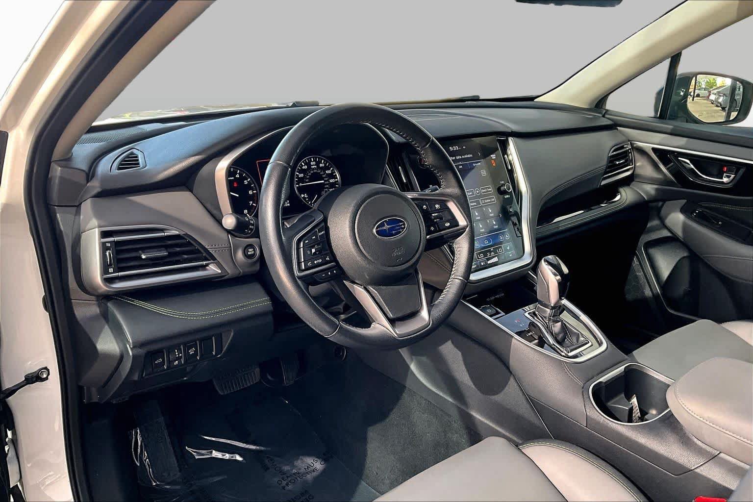 Used 2023 Subaru Outback Onyx Edition AWD/4WD image 17