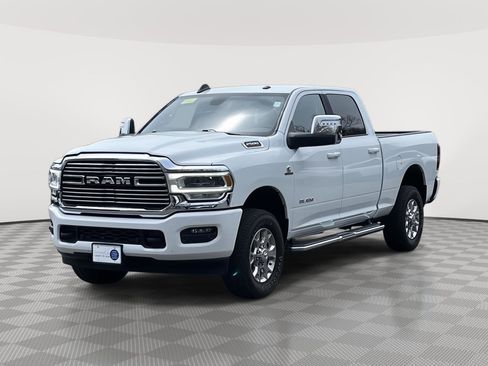 Used 2024 RAM 2500 Laramie AWD/4WD image 7