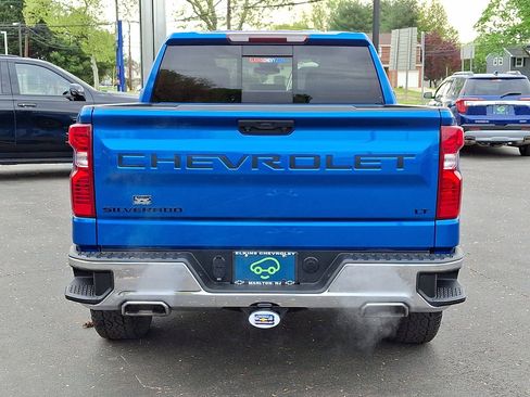 Certified 2022 Chevrolet Silverado 1500 LT w/ Z71 Off-Road Package AWD/4WD image 23
