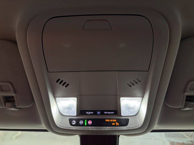 Used 2023 GMC Terrain SLE FWD image 23