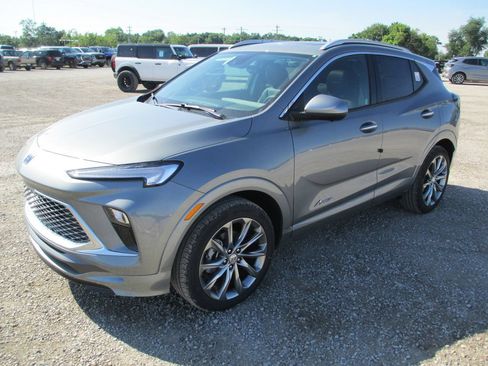 New 2026 Buick Encore GX Avenir w/ Avenir Technology Package AWD/4WD image 10