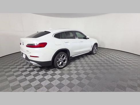 Used 2025 BMW X4 xDrive30i AWD/4WD image 40