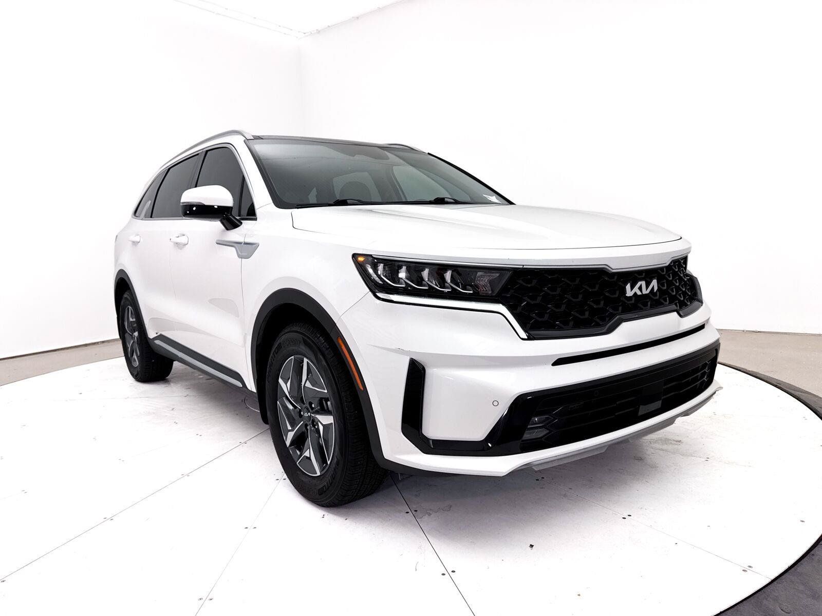 Used 2023 Kia Sorento EX w/ Panoramic Sunroof Package FWD image 14