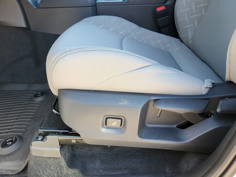 Used 2026 Toyota Tacoma SR5 AWD/4WD image 29