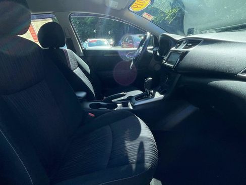 Used 2019 Nissan Sentra SV FWD image 29