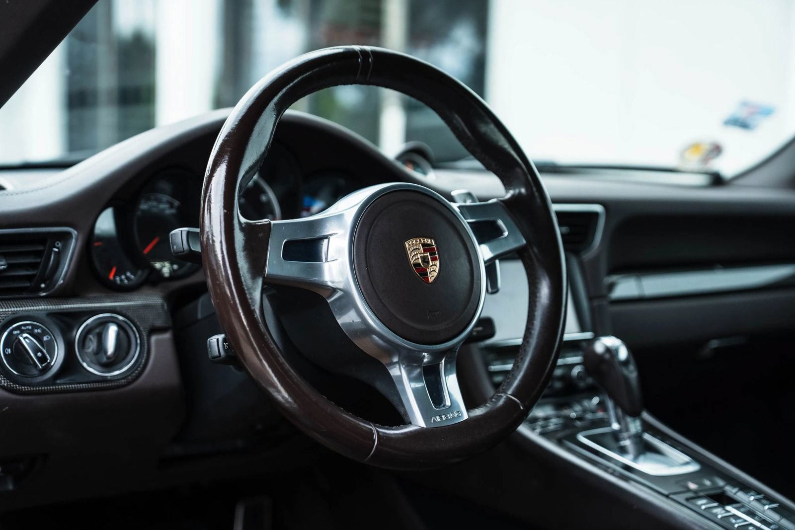 Used 2014 Porsche 911 Turbo S AWD/4WD image 15