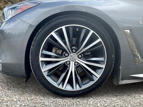 Used 2017 INFINITI Q60 w/ Premium Plus Package 3.0T image 9