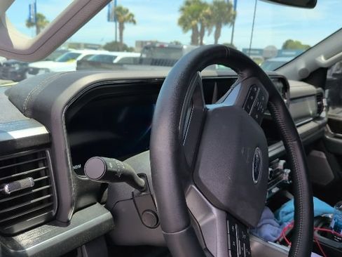 Used 2023 Ford F350 Lariat w/ Chrome Package AWD/4WD image 15