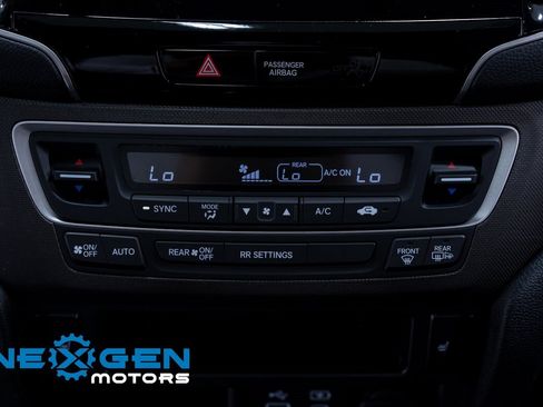 Used 2025 Honda Passport TrailSport image 13