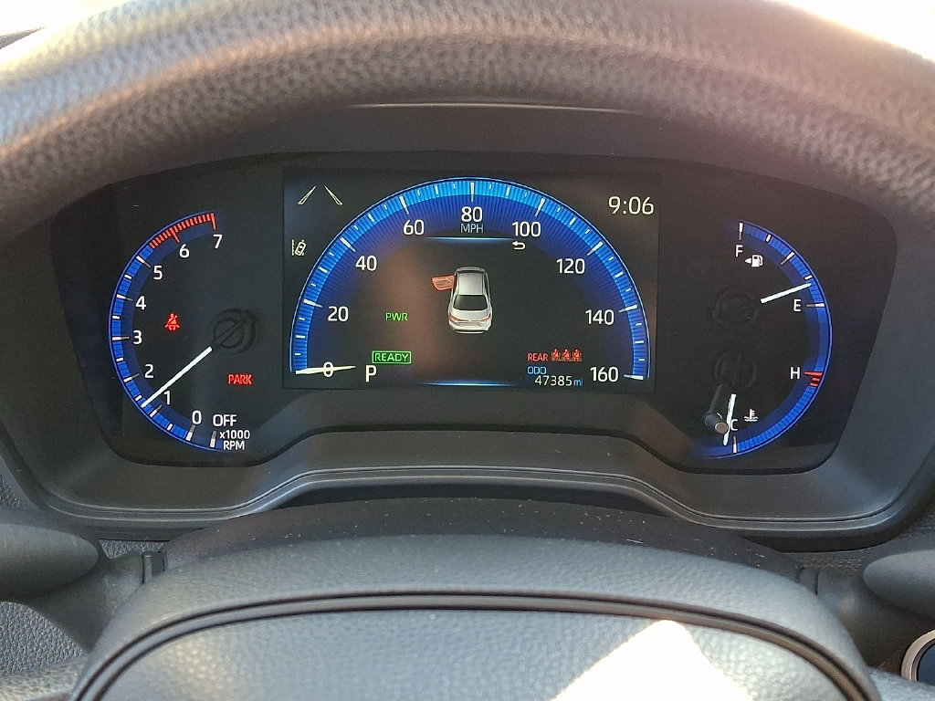 Certified 2022 Toyota Corolla LE FWD image 23