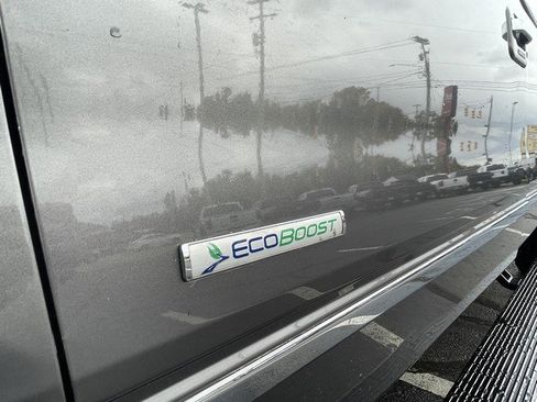 Used 2013 Ford F150 Platinum image 14