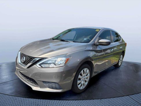 Used 2016 Nissan Sentra SV FWD image 3