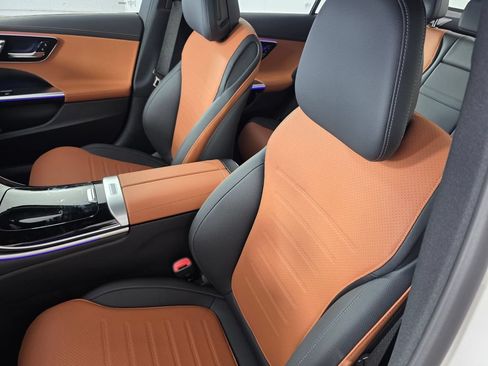 New 2026 Mercedes-Benz C 300 Sedan image 8