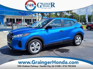 Used 2024 Nissan Kicks S image 1