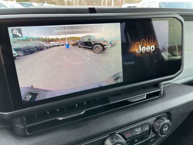 New 2026 Jeep Gladiator Sport AWD/4WD image 26