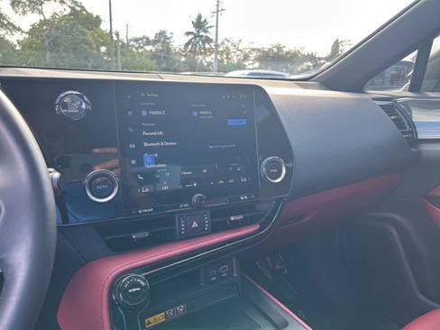 Used 2025 Lexus NX 250 250 Premium w/ Towing Package (2000 Lbs) image 14