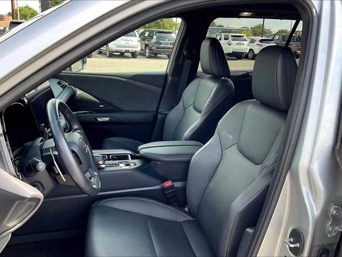 Used 2024 Lexus TX 350 FWD w/ Captains Chair Package image 7