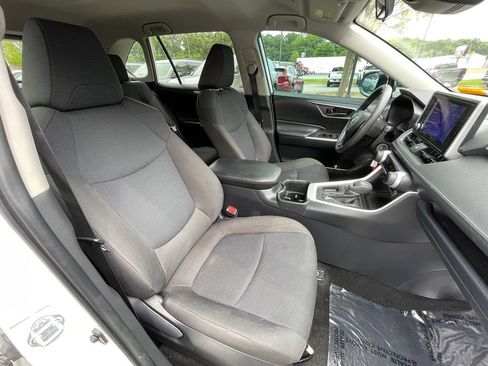 Used 2025 Toyota RAV4 LE FWD image 33