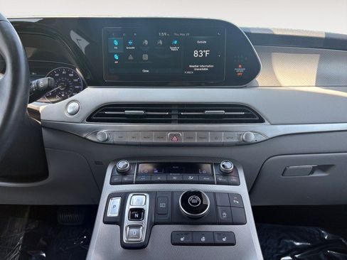 Used 2022 Hyundai Palisade SEL w/ 8P Bench Seat Package FWD image 12