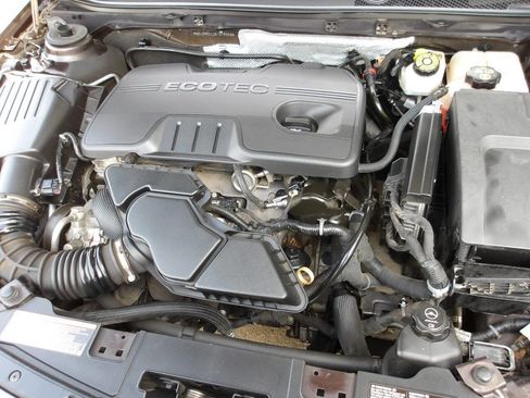 Used 2011 Buick Regal CXL image 47