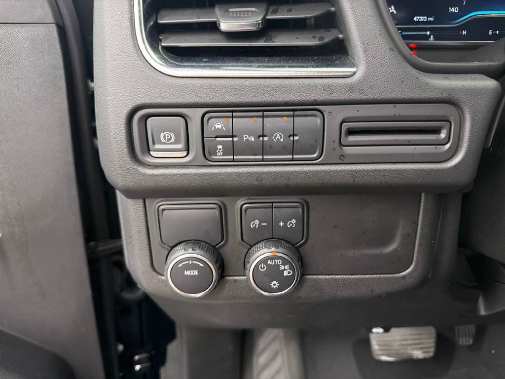 Used 2024 Chevrolet Tahoe LT RWD image 32