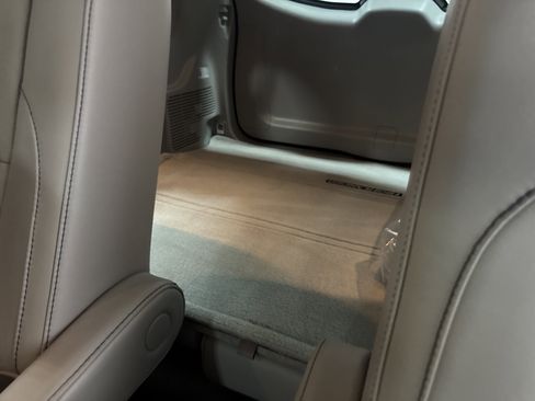 Used 2015 Toyota Highlander XLE AWD/4WD image 31