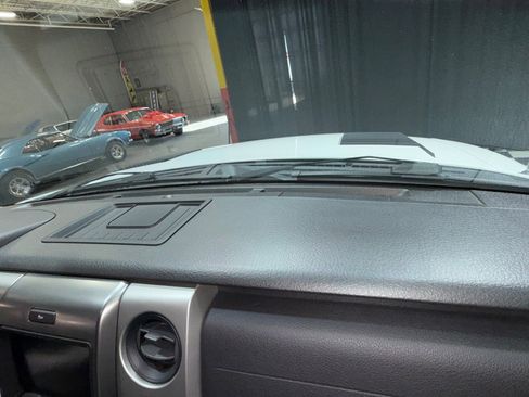 Used 2014 Ford F150 Raptor w/ Equipment Group 801A Luxury image 71