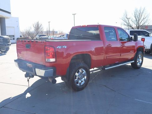 Used 2014 GMC Sierra 3500 SLT w/ SLT Convenience Package image 6
