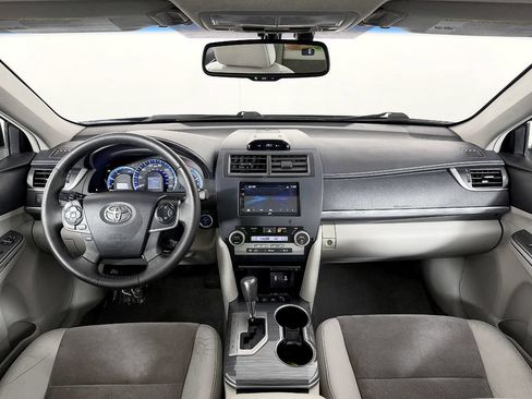 Used 2012 Toyota Camry XLE w/ Leather Pkg FWD image 51
