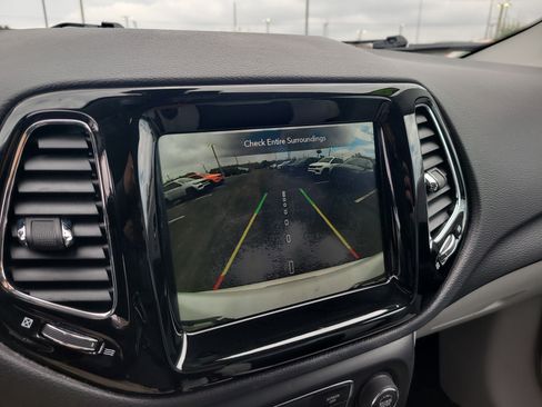 Used 2021 Jeep Compass Limited w/ Elite Interior Group image 22