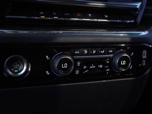 Used 2023 Chevrolet Silverado 1500 LT image 24