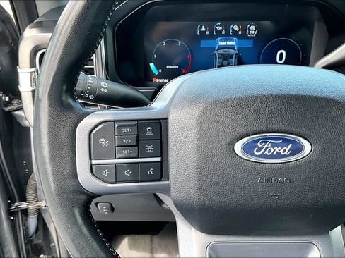 Used 2023 Ford F250 Lariat w/ Lariat Ultimate Package AWD/4WD image 19