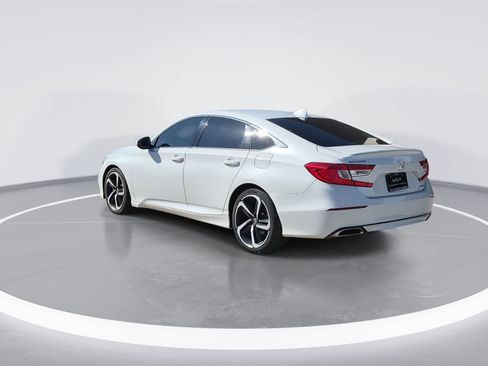 Used 2020 Honda Accord Sport image 6