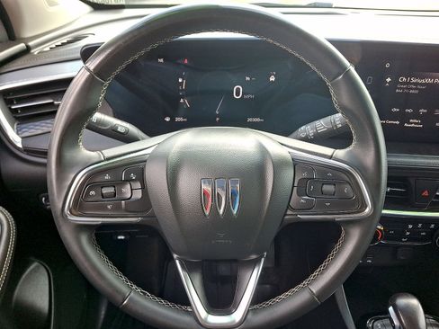 Used 2024 Buick Encore GX Preferred FWD image 16