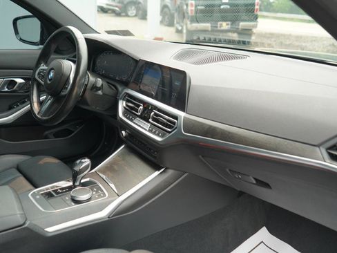 Used 2020 BMW 330i xDrive Sedan w/ M Sport Package AWD/4WD image 67