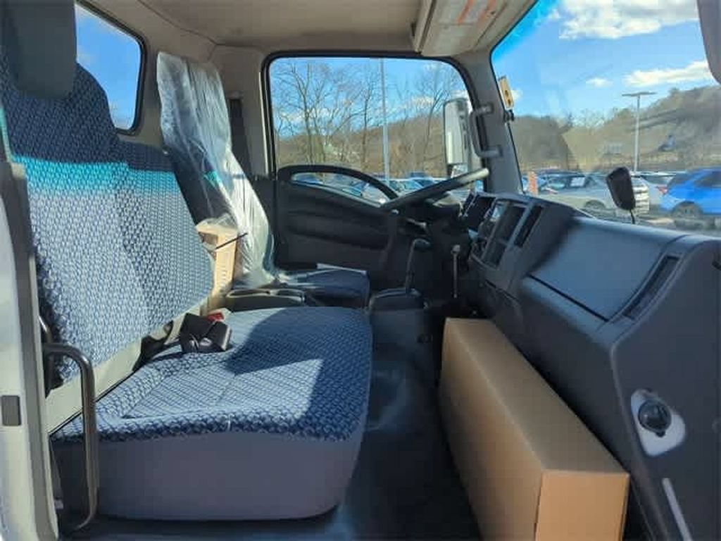 Used 2024 Chevrolet Low Cab Forward 4500 XD RWD image 53