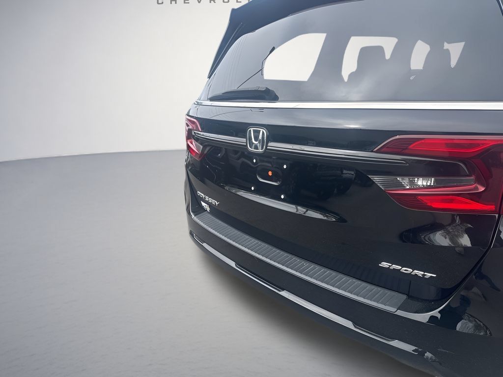 Used 2025 Honda Odyssey Sport-L image 37