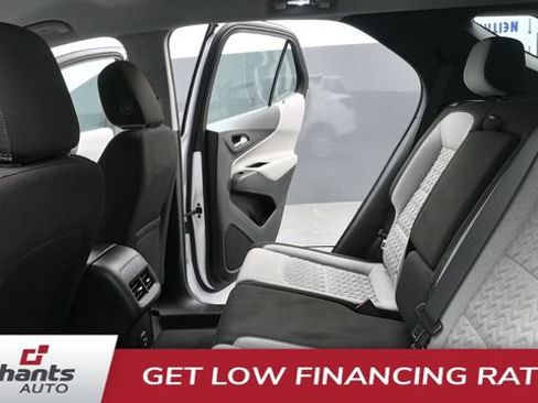 Used 2024 Chevrolet Equinox LS FWD image 24