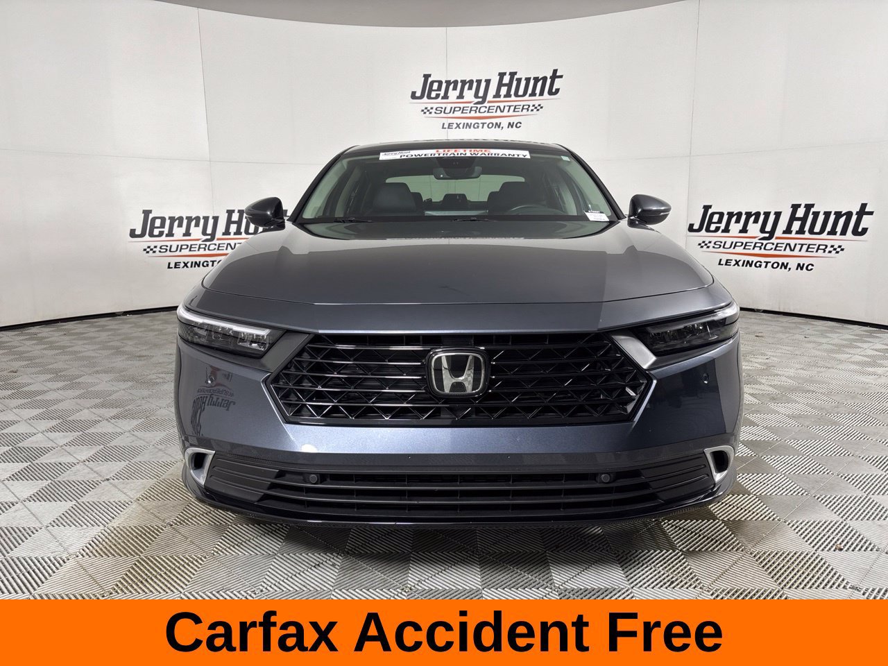 Used 2024 Honda Accord Touring image 3