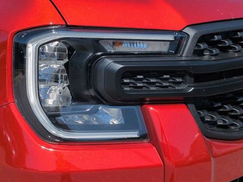 Used 2024 Ford Ranger XL image 10