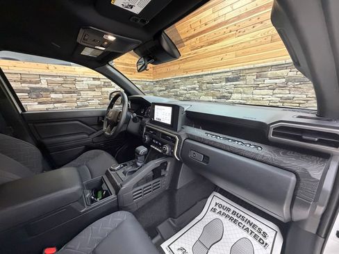 Used 2026 Toyota Tacoma SR w/ SR Upgrade Package AWD/4WD image 13