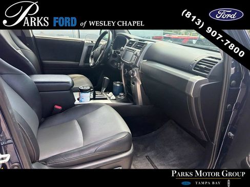 Used 2015 Toyota 4Runner SR5 Premium AWD/4WD image 7