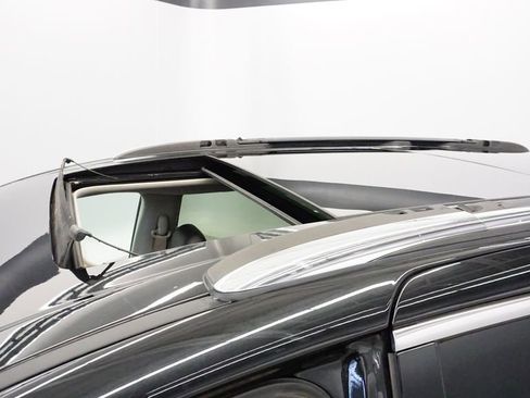 Used 2018 Chrysler Pacifica Touring-L Plus image 31