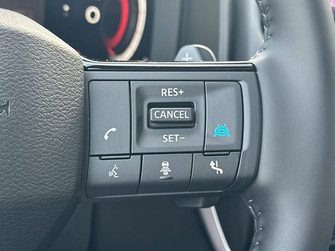 New 2026 Nissan Rogue Platinum w/ Tech Package AWD/4WD image 30