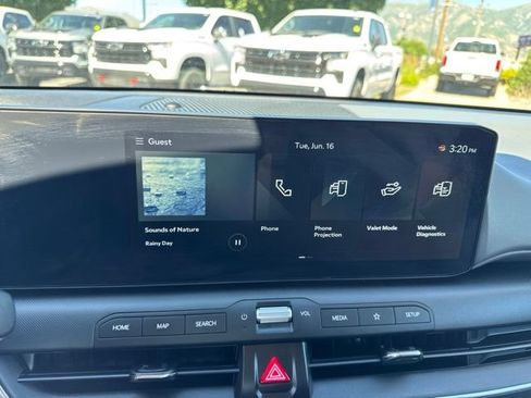 Used 2025 Kia K4 FWD image 22