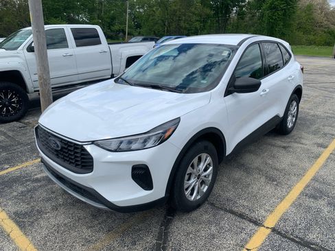 Used 2025 Ford Escape Active AWD/4WD image 1