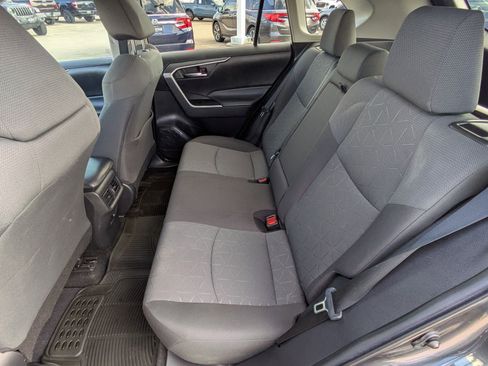 Used 2021 Toyota RAV4 XLE image 25
